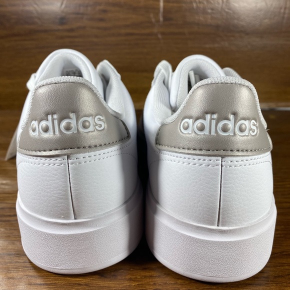 Adidas Grand Court women’s shoe size 8.5 - Picture 3 of 9